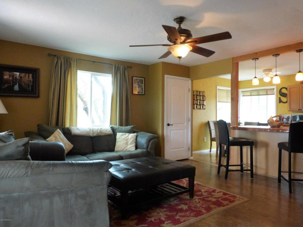 6936 S Jaxel Road, Hereford, AZ 85615