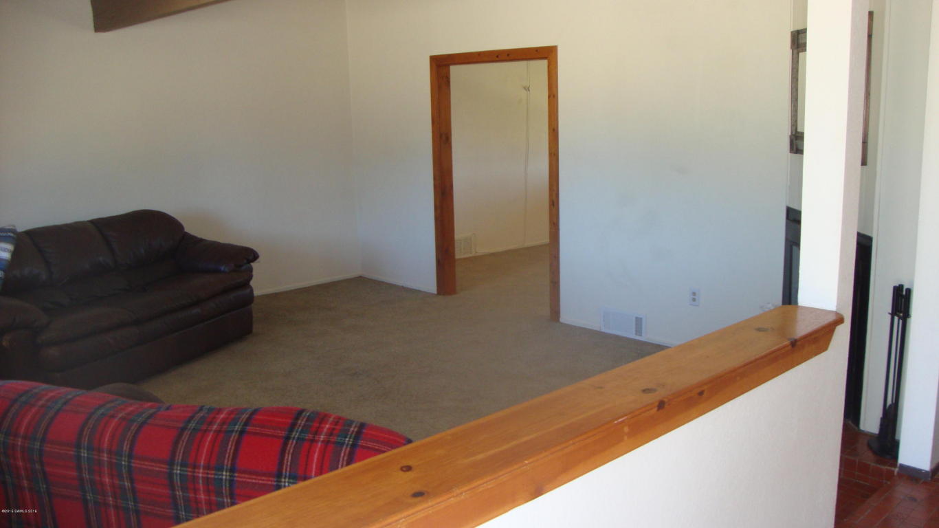 6513 S Cavalry Lane, Hereford, AZ 85615