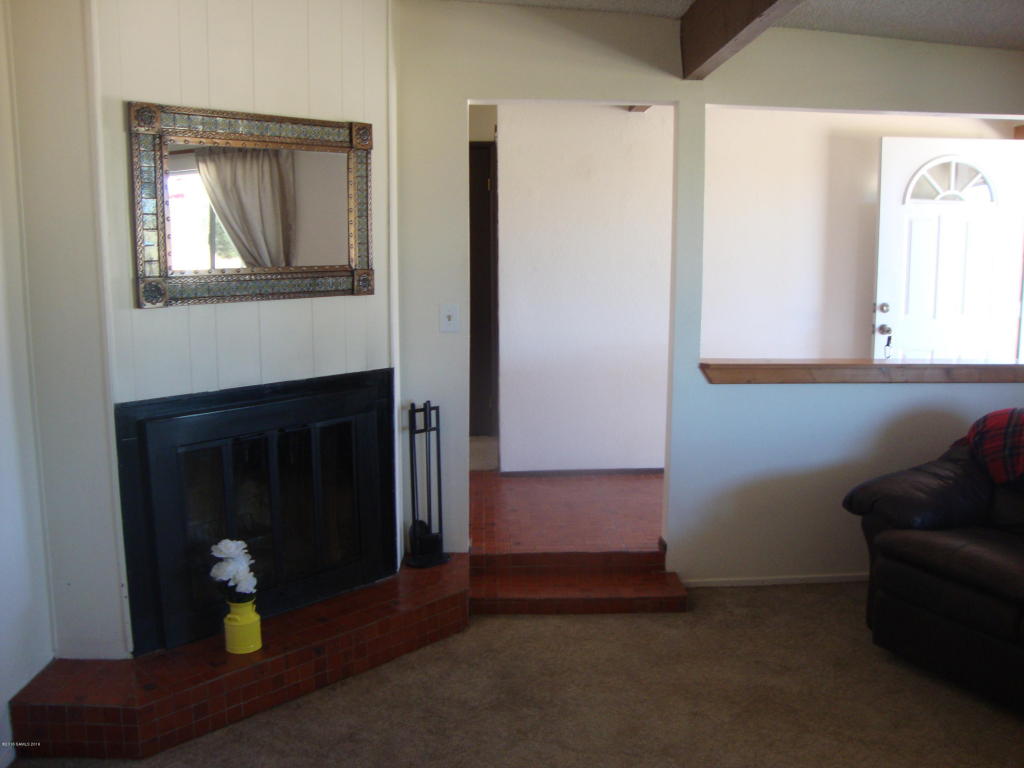 6513 S Cavalry Lane, Hereford, AZ 85615