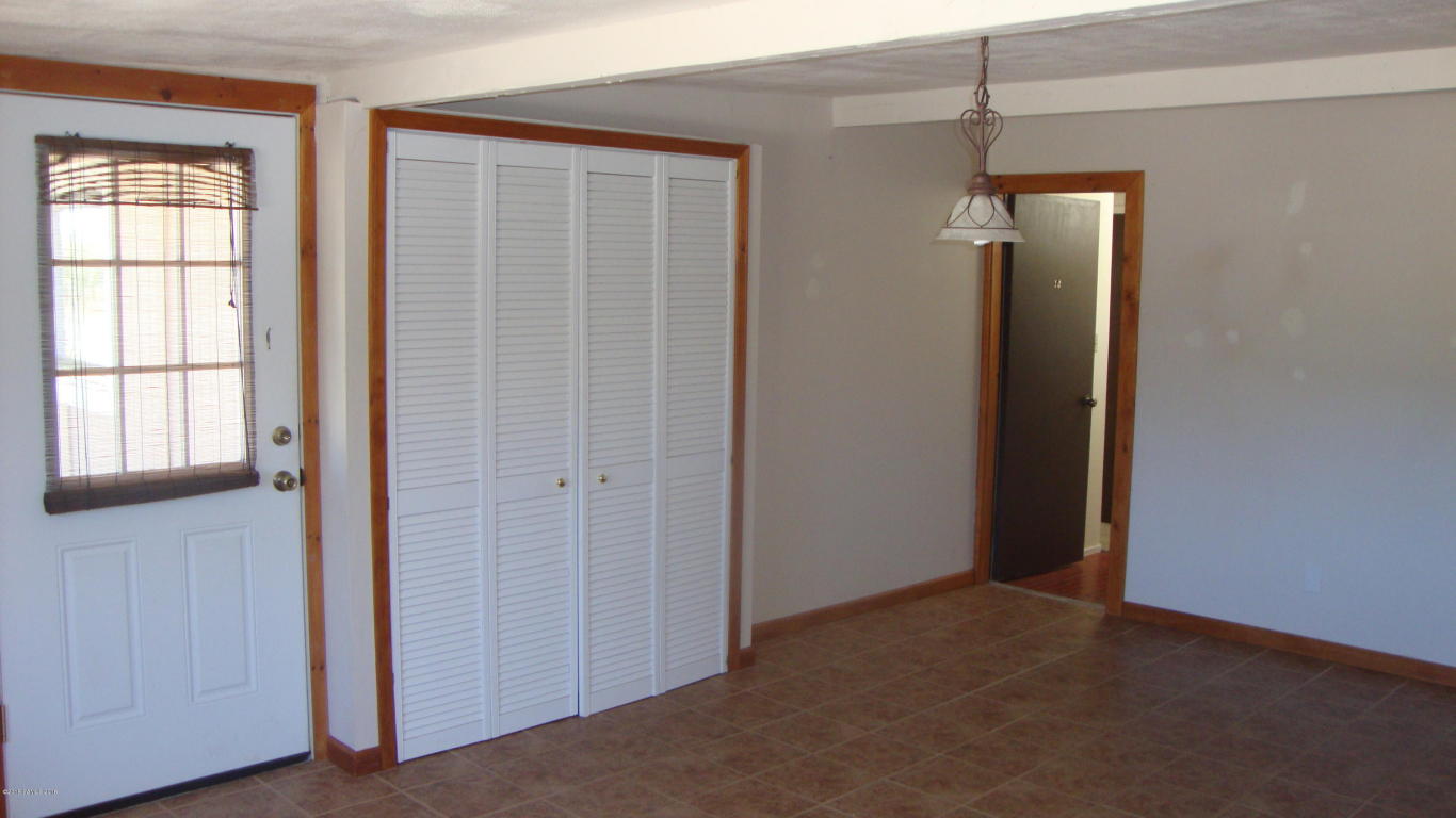 6513 S Cavalry Lane, Hereford, AZ 85615