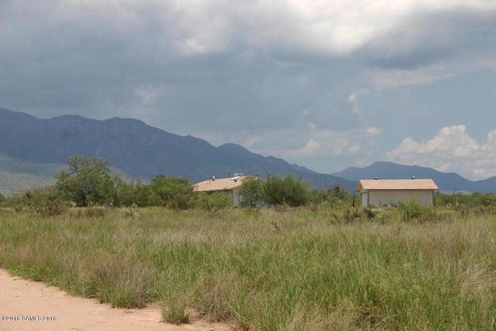 8075 E Bloomfield Road, Hereford, AZ 85615