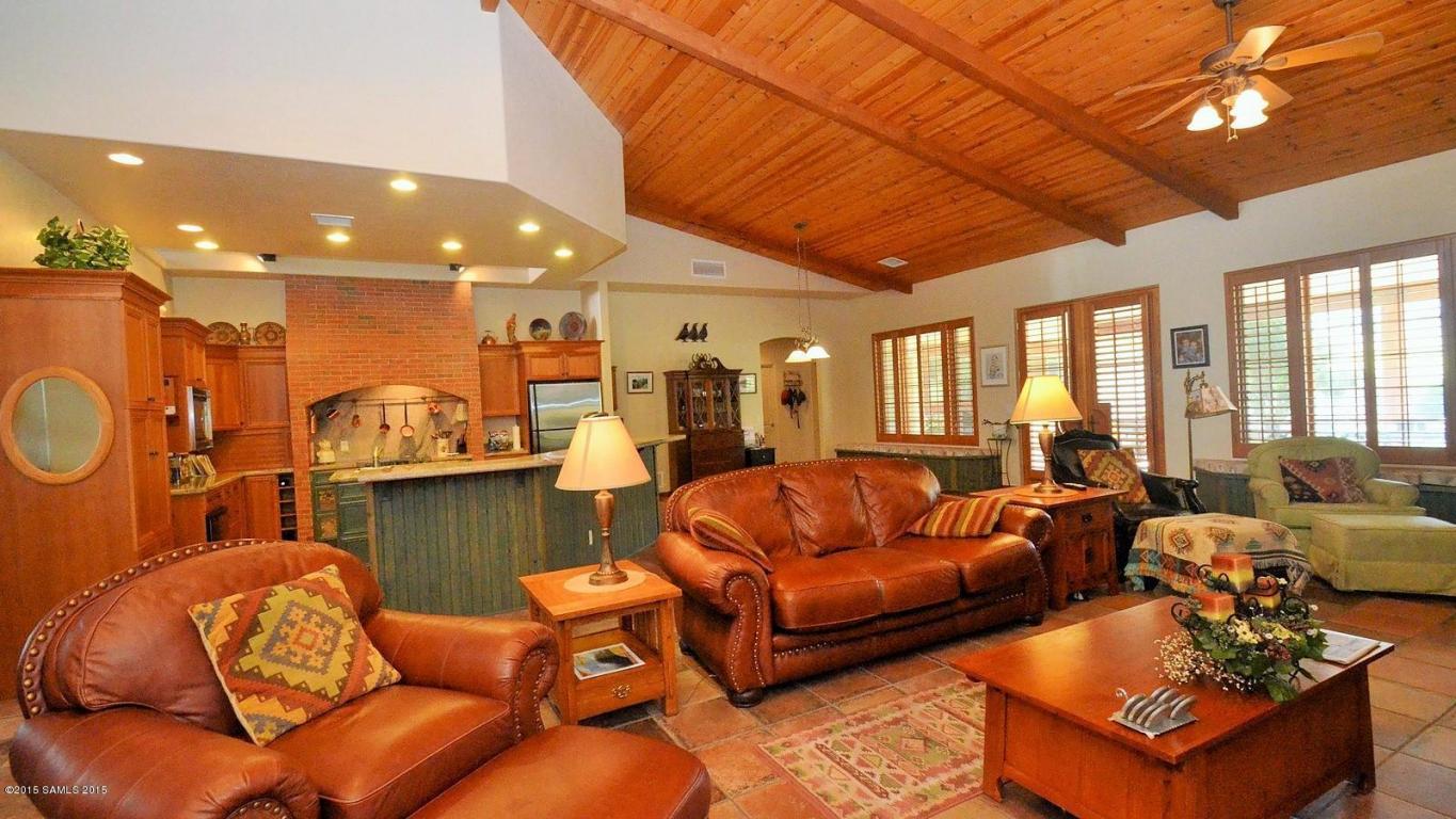 9245 S Bryerly Drive, Hereford, AZ 85615