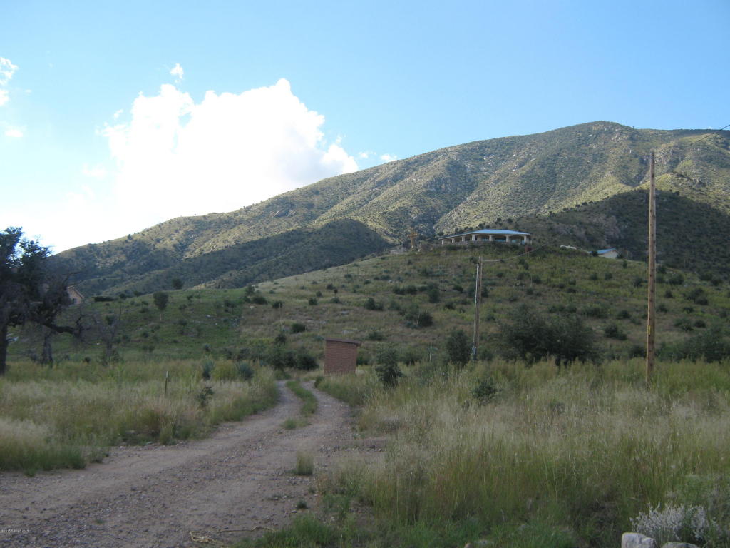 5690 E Mountain View Road, Hereford, AZ 85615