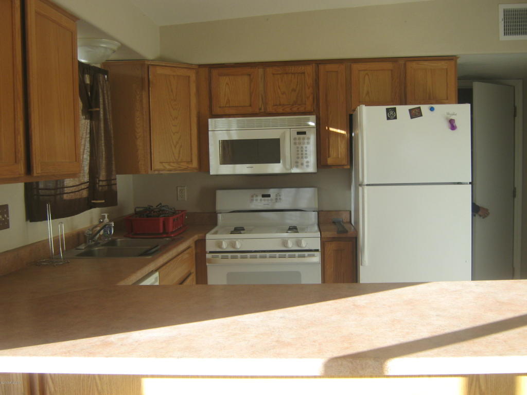 2057 N Holly Place, Huachuca City, AZ 85616
