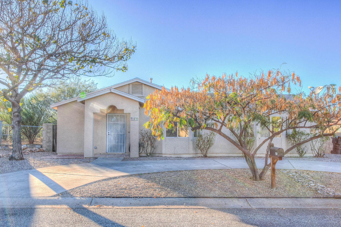 111 Arrowhead Drive, Huachuca City, AZ 85616