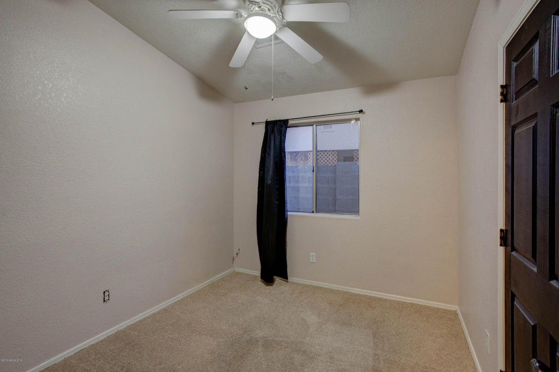 111 Arrowhead Drive, Huachuca City, AZ 85616