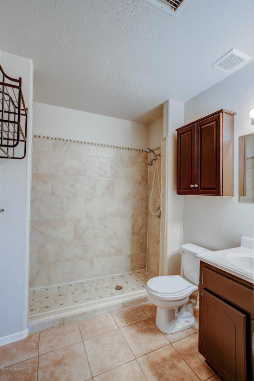111 Arrowhead Drive, Huachuca City, AZ 85616