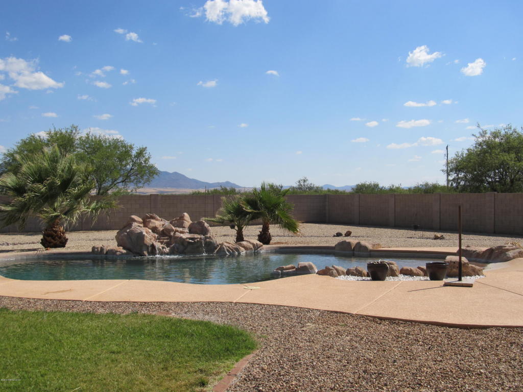 1992 N Chula Vista Road, Huachuca City, AZ 85616