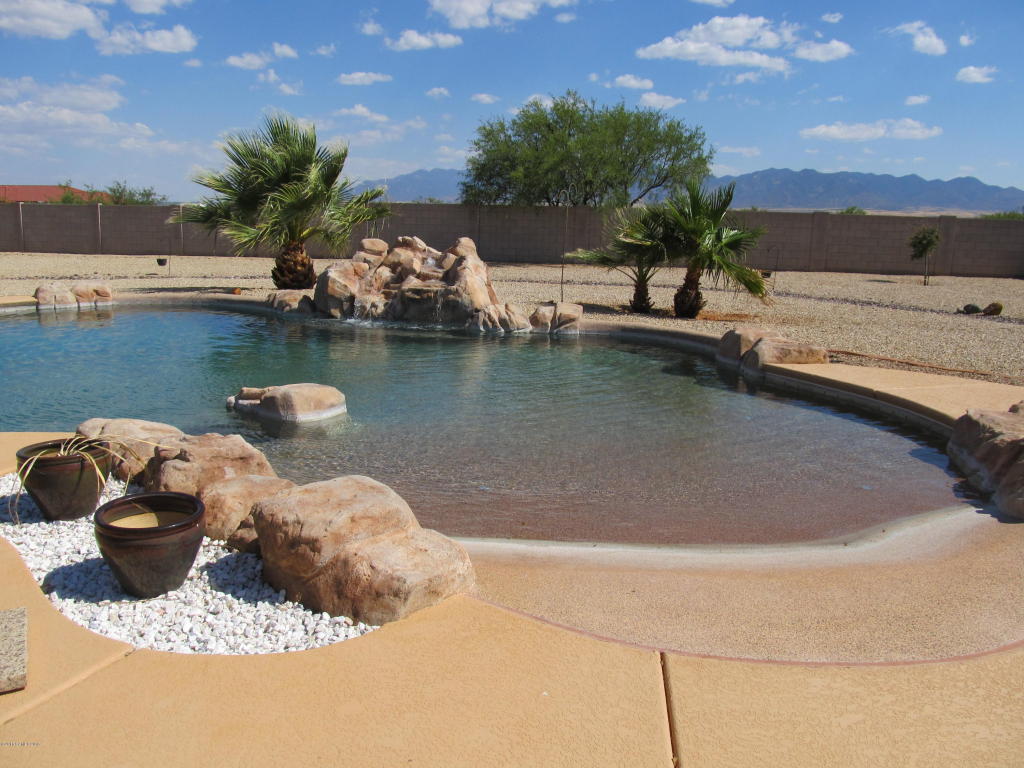 1992 N Chula Vista Road, Huachuca City, AZ 85616