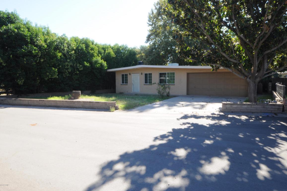 743 W Lakeview Place, Nogales, AZ 85621