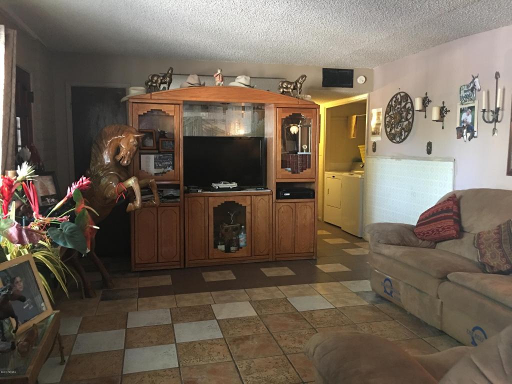 2021 N Via Madonna, Nogales, AZ 85621