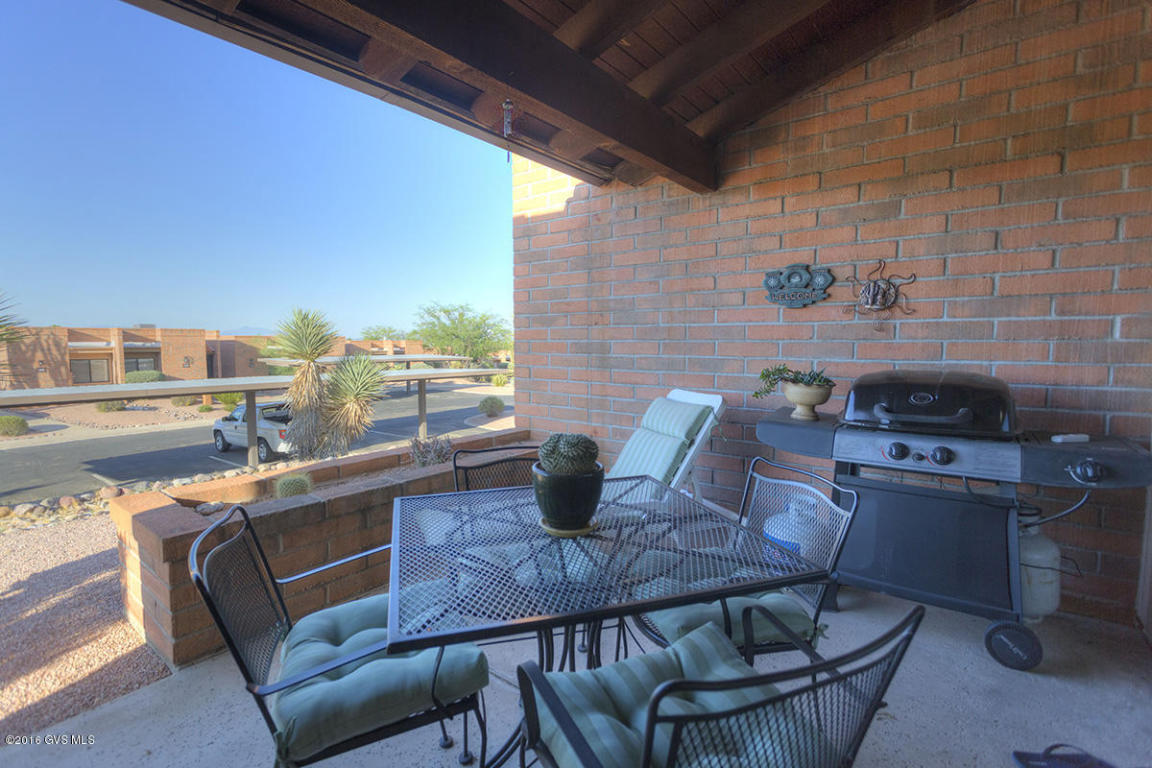 1436 W Desert Hills Drive, Green Valley, AZ 85622