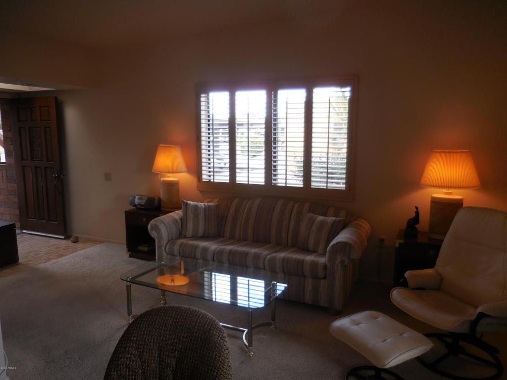 2501 S Calle Del Dante, Green Valley, AZ 85622