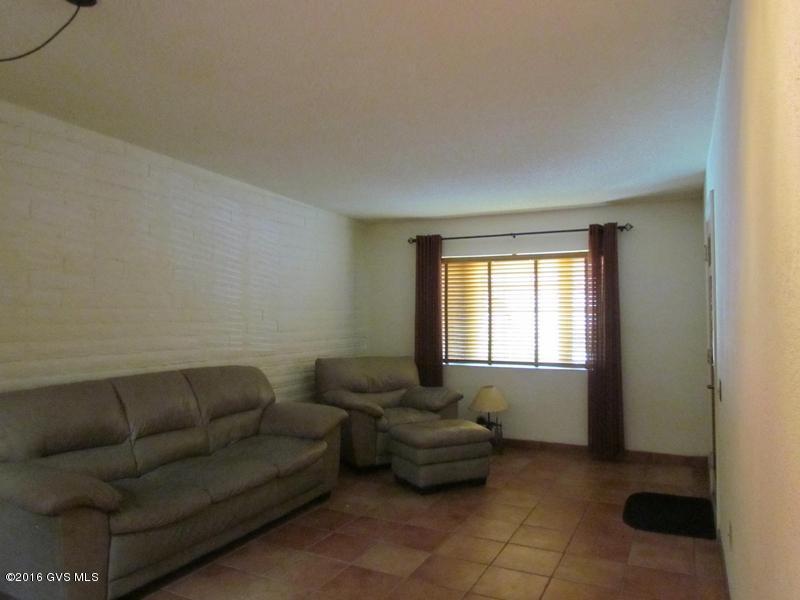 1369 W Aztec Court, Green Valley, AZ 85622