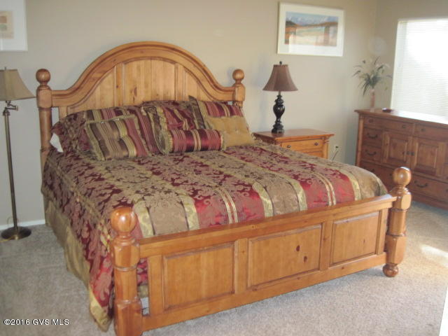 1754 W Camino Estelar S, Green Valley, AZ 85622
