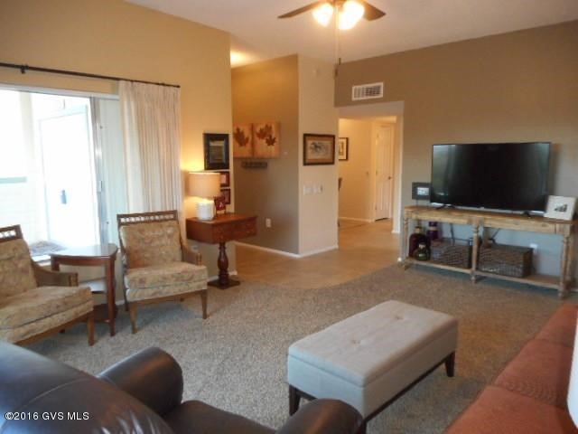 1321 W Calle Altamira, Green Valley, AZ 85622