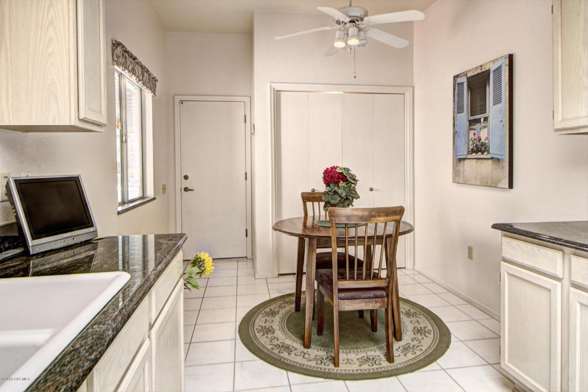 922 W Via Del Pardillo, Green Valley, AZ 85622