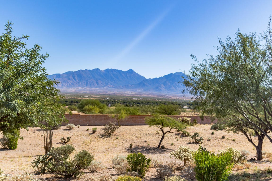 3061 S Placita Del Avestruz, Green Valley, AZ 85622