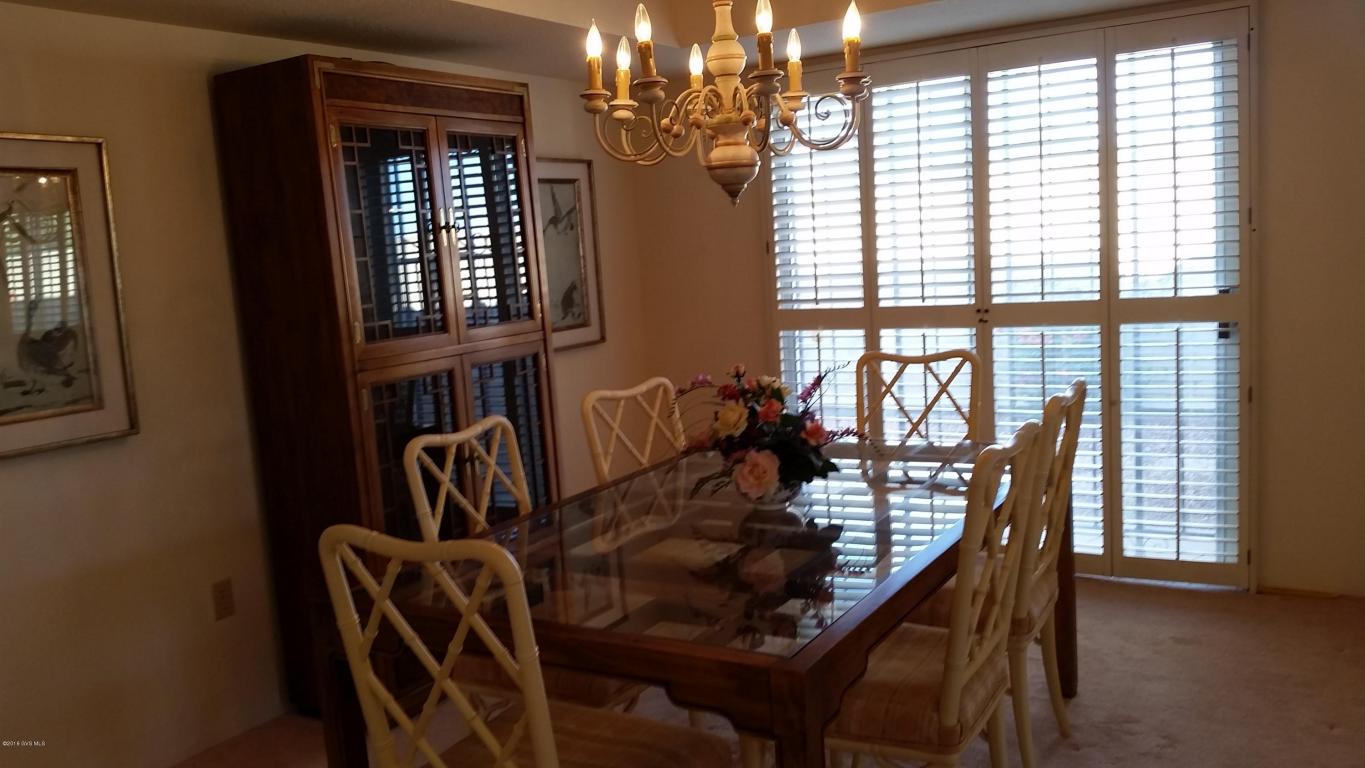1036 W Camino Asturias, Green Valley, AZ 85622