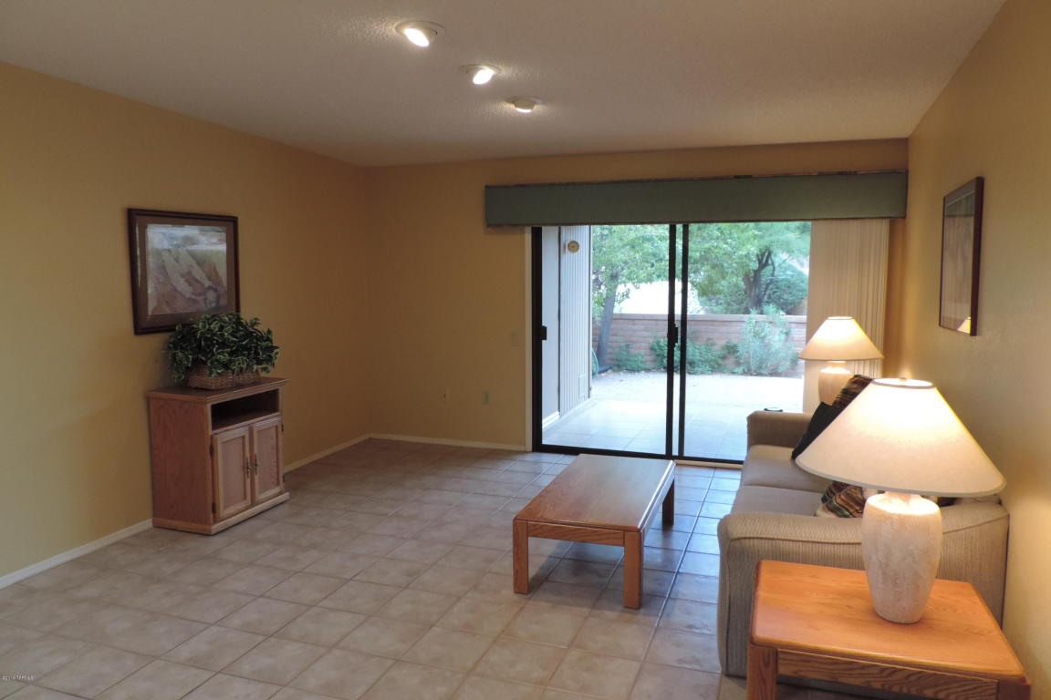 3088 S Placita Del Avestruz, Green Valley, AZ 85622