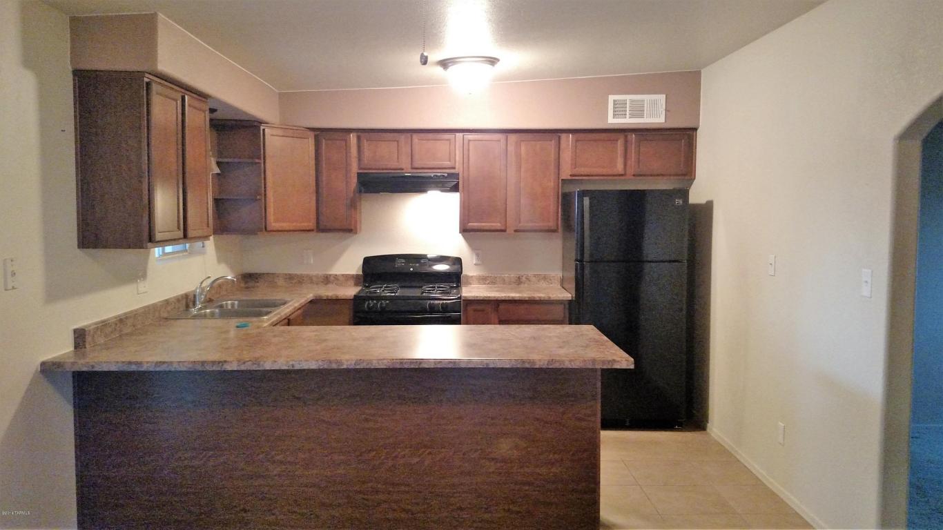 2110 W PASEO REDONDO, Oracle, AZ 85623