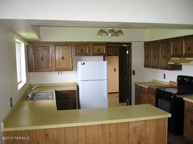 6581 E Trails End, Pearce, AZ 85625
