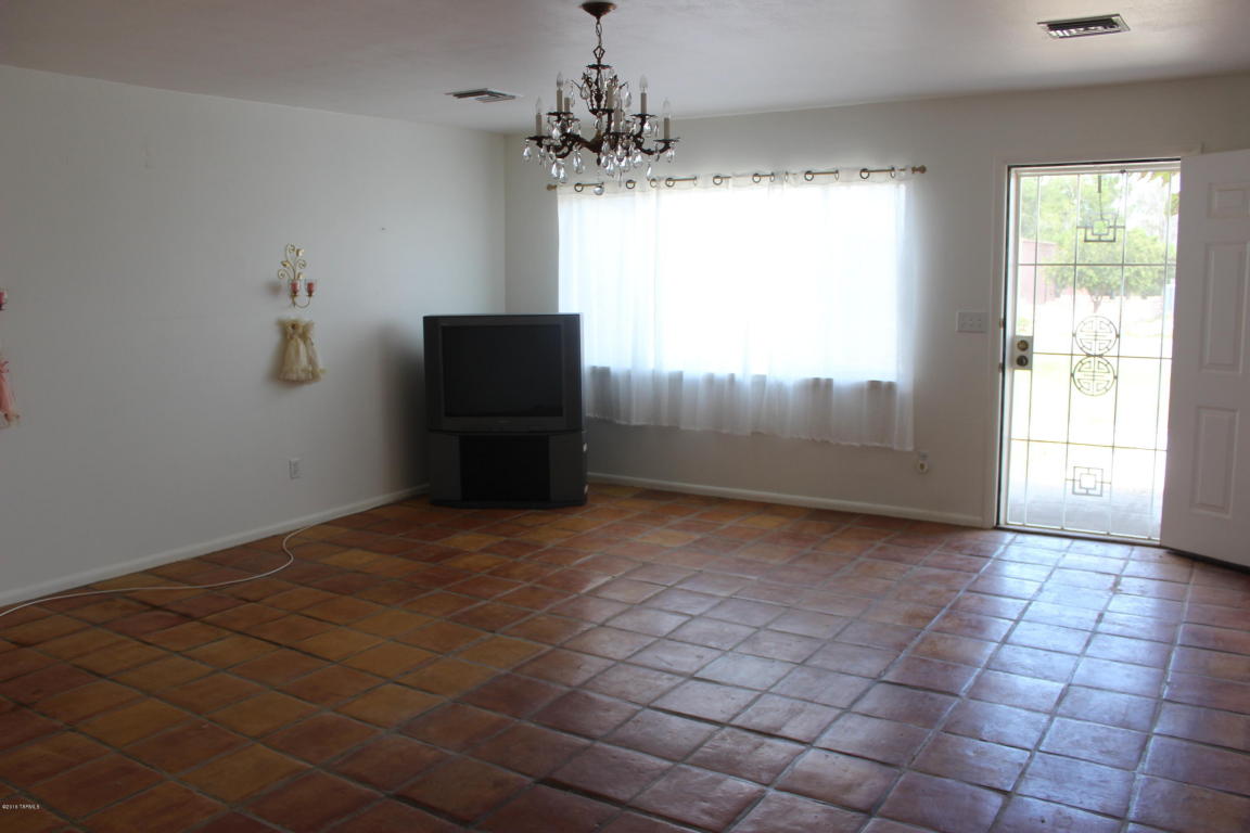 1210 E Justin, Pearce, AZ 85625