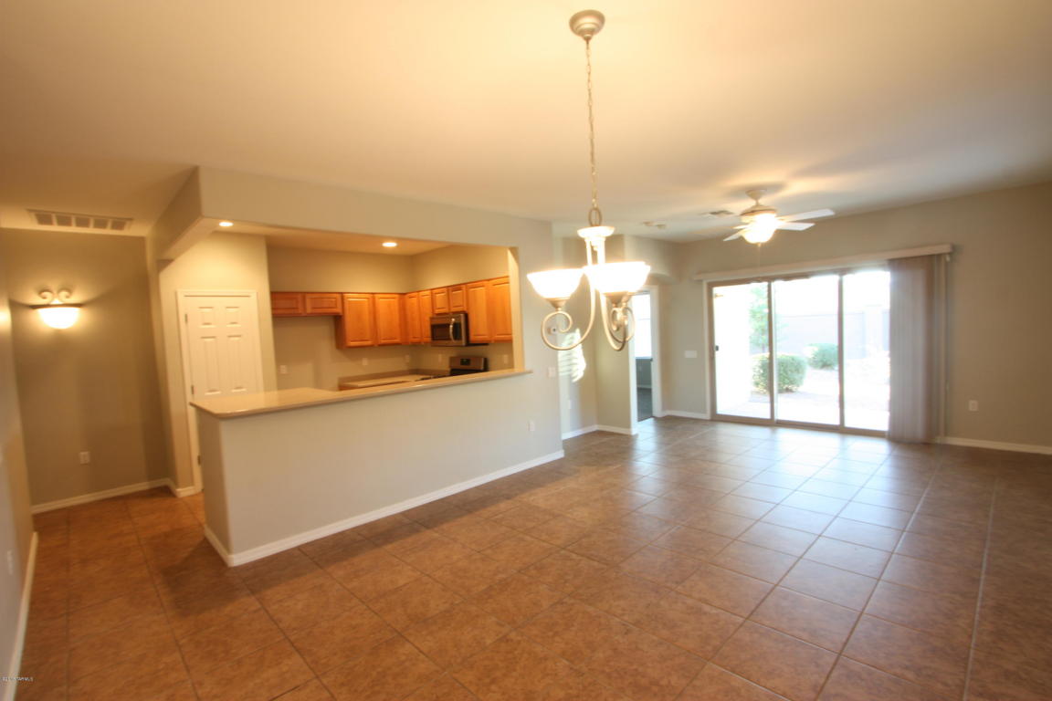 655 W Calle Montero, Sahuarita, AZ 85629