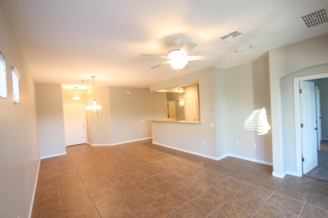 655 W Calle Montero, Sahuarita, AZ 85629