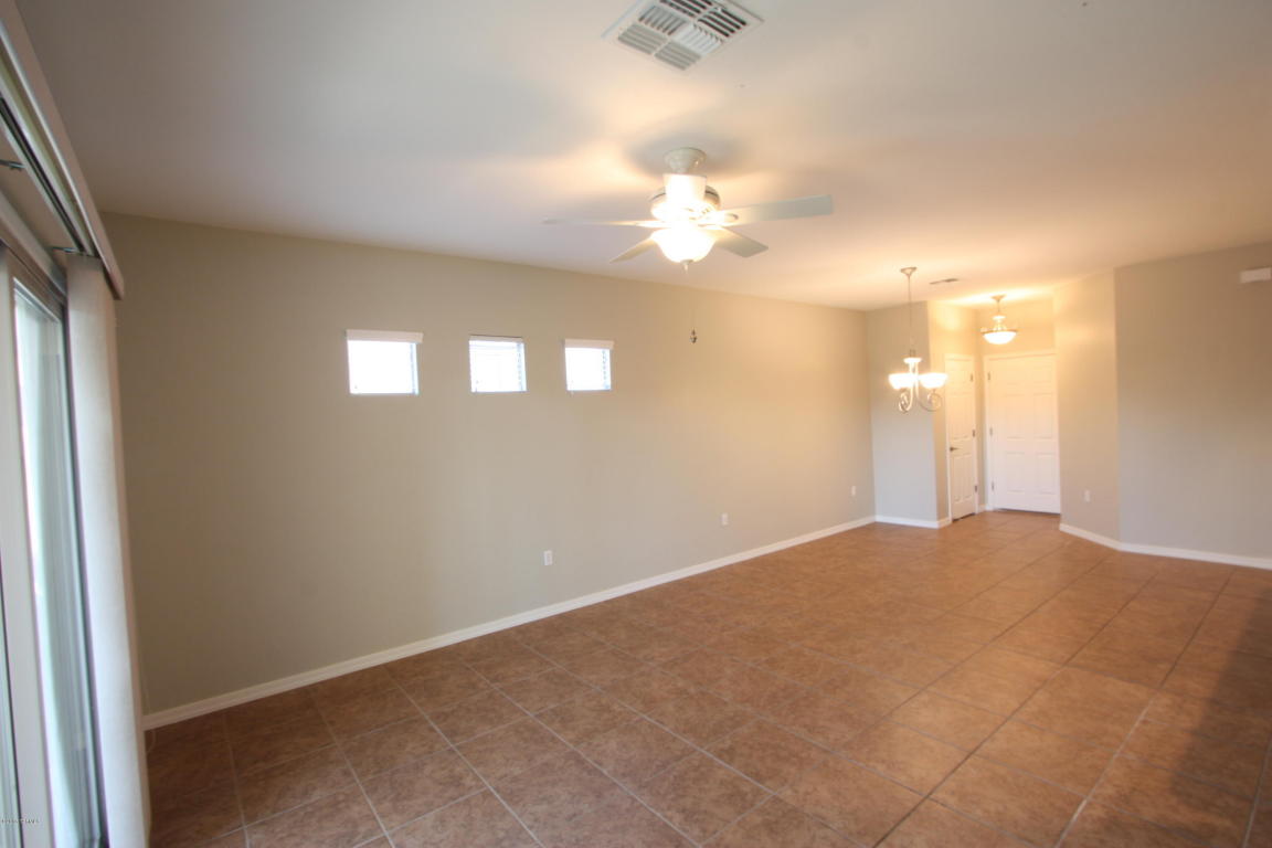 655 W Calle Montero, Sahuarita, AZ 85629