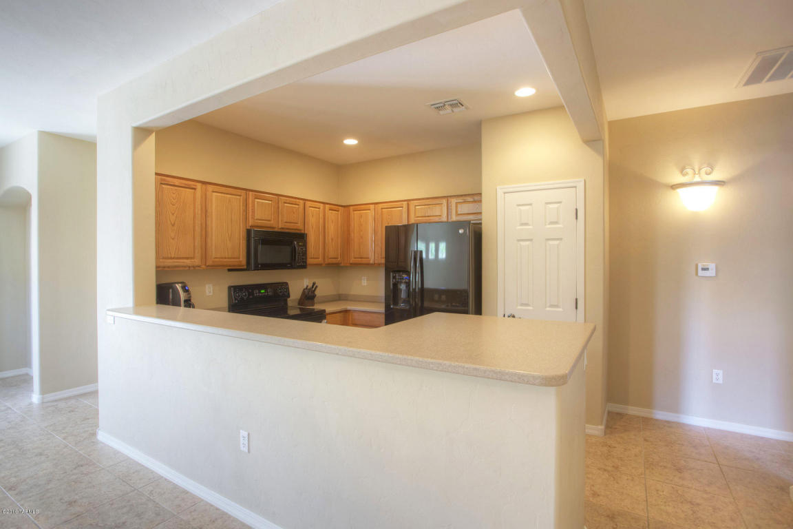 707 W Calle Media Luz, Sahuarita, AZ 85629
