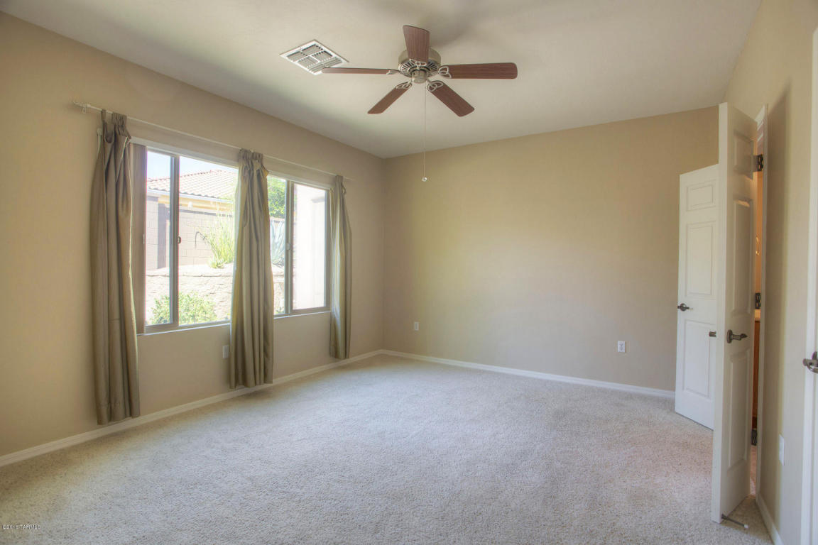 707 W Calle Media Luz, Sahuarita, AZ 85629