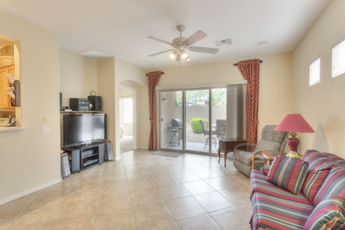 472 W Calle Sedillo, Sahuarita, AZ 85629
