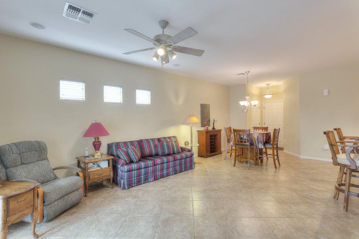 472 W Calle Sedillo, Sahuarita, AZ 85629