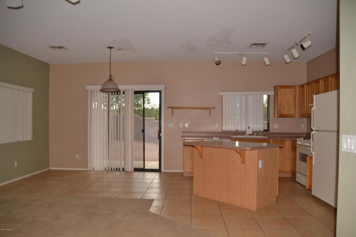 15228 S Avenida Rancho Largo, Sahuarita, AZ 85629