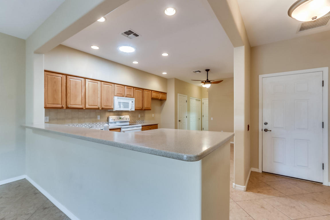 701 W Calle Montero, Sahuarita, AZ 85629