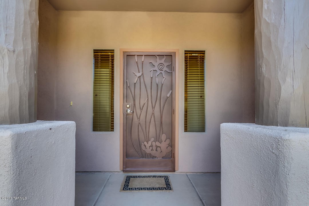 121 W Camino Espiga, Sahuarita, AZ 85629