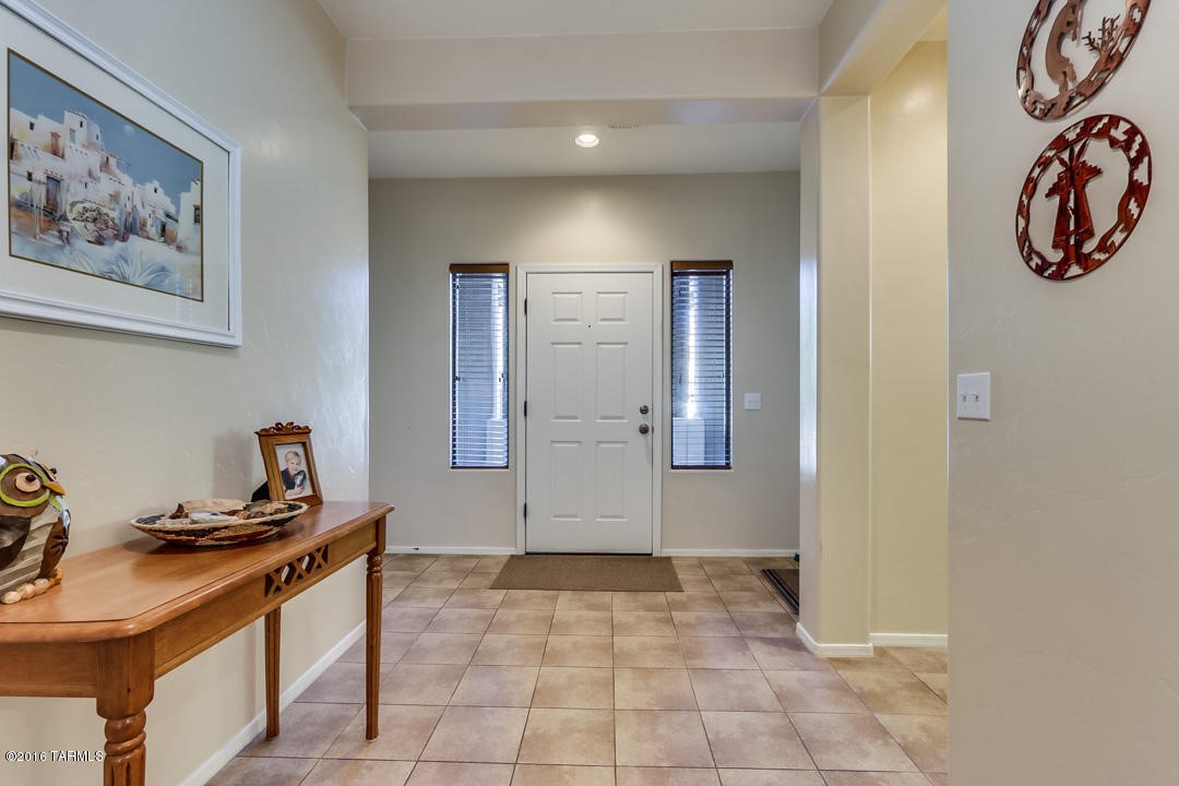 121 W Camino Espiga, Sahuarita, AZ 85629