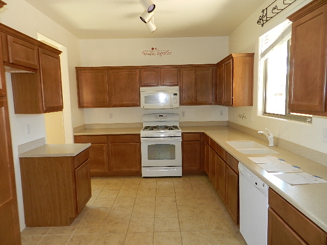 69 W Camino FusteSahuarita, AZ, 85629Pima County