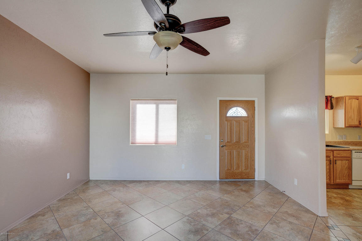 553 S Clubhouse Lane, Sierra Vista, AZ 85635