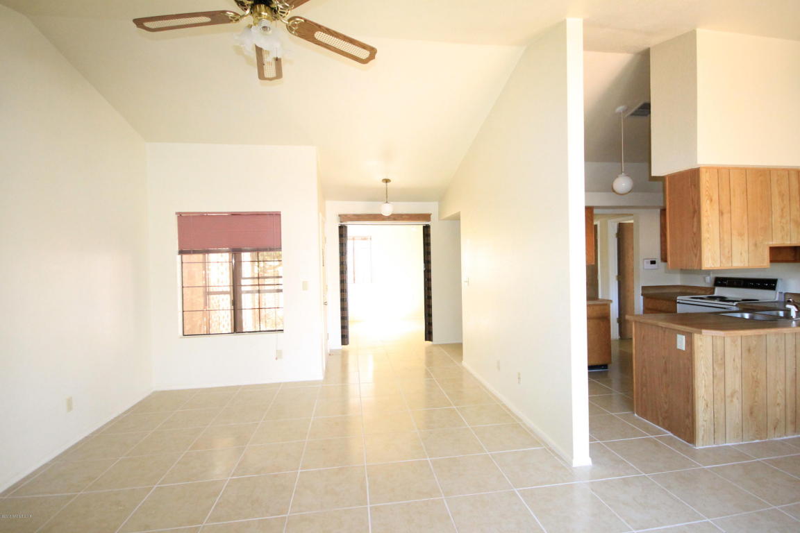 735 N 2nd Street, Sierra Vista, AZ 85635