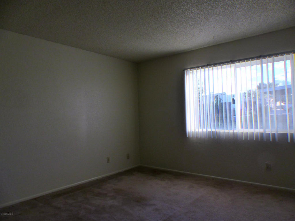 100 Terra Drive, Sierra Vista, AZ 85635