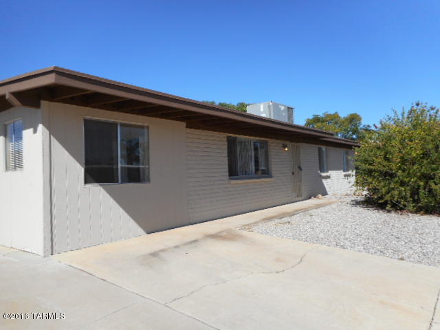 396 Pine Tree, Sierra Vista, AZ 85635