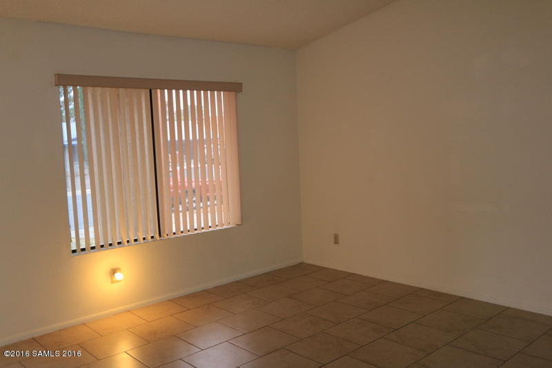 1365 Cottonwood Drive, Sierra Vista, AZ 85635