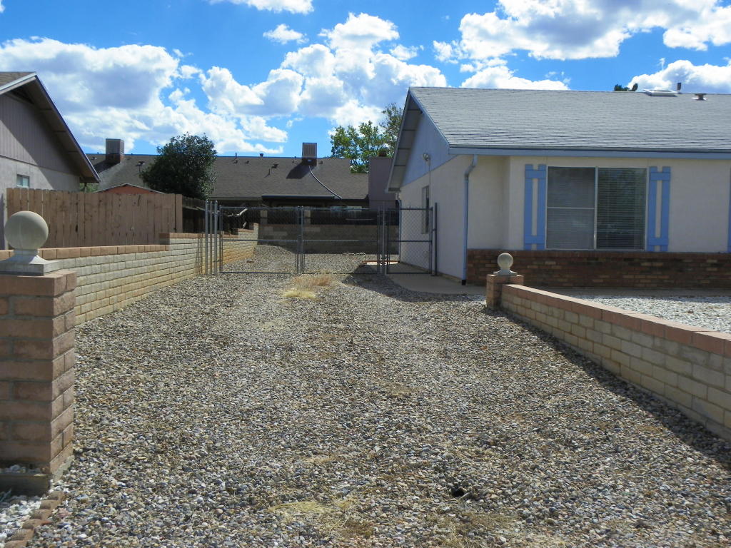 542 Hegge Drive, Sierra Vista, AZ 85635