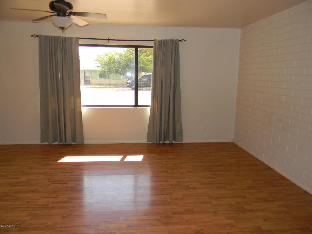2465 Meadowlark Drive, Sierra Vista, AZ 85635