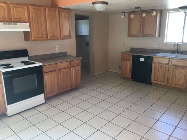 1041 Mesquite DrSierra Vista, AZ, 85635Cochise County
