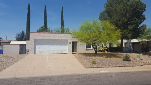 1317 Carmelita DrSierra Vista, AZ, 85635Cochise County