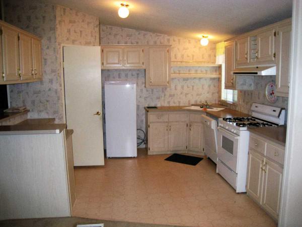Sierra Vista Mobile Home Village 490 S. Little Bear TrailSierra Vista, AZ 85635