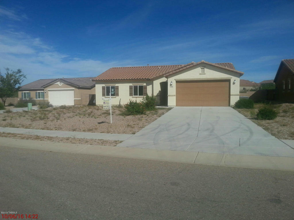 643 S Courts Redford, Vail, AZ 85641